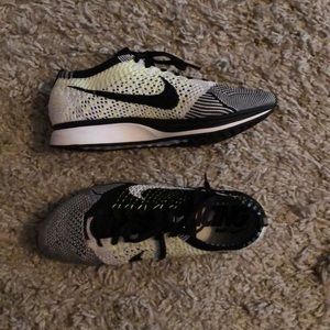 Nike Flyknit Racer
